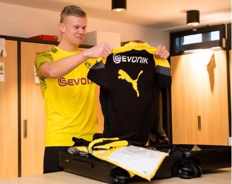 纳尼：曼联球迷就想看塞梅尼奥这类型的球员 内维斯适配任何体系（纳尼：曼联拥趸更青睐塞梅尼奥式球员，内维斯可无缝适配任何体系）