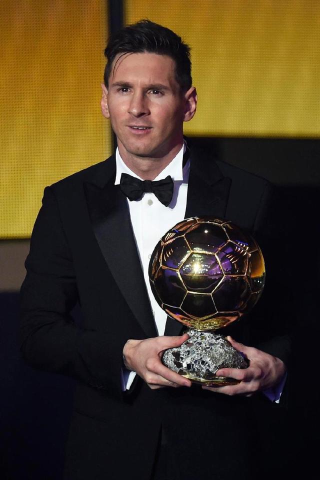 外媒：沙特豪门开启私有化进程，塔拉勒亲王将买下利雅得新月（外媒称沙特豪门启动私有化，塔拉勒亲王拟收购利雅得新月）