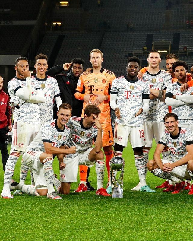 湖人浓眉哥关键封盖力助球队获胜