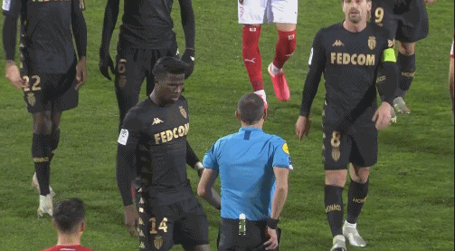 科里纳：既然具备核查条件，为何不能在角球判罚引入VAR？