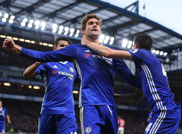 利兹联3-1切尔西，蓝军完败，暴露战术短板，惧怕强队。