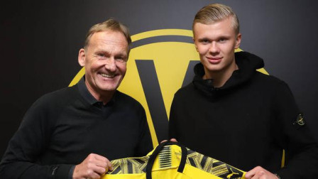 2025年三级社会体育指导员（足球）培训班结业（2025年足球项目三级社会体育指导员培训班圆满结业）